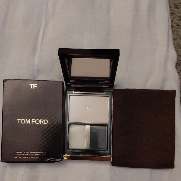 New In Box Tom Ford Translucent Finishing Powder